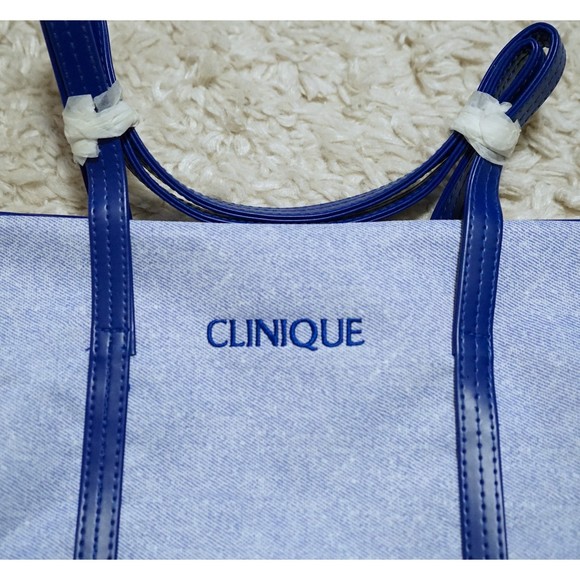 New! AUTHENTIC Clinique Make Up Tote Bag - Picture 3 of 5